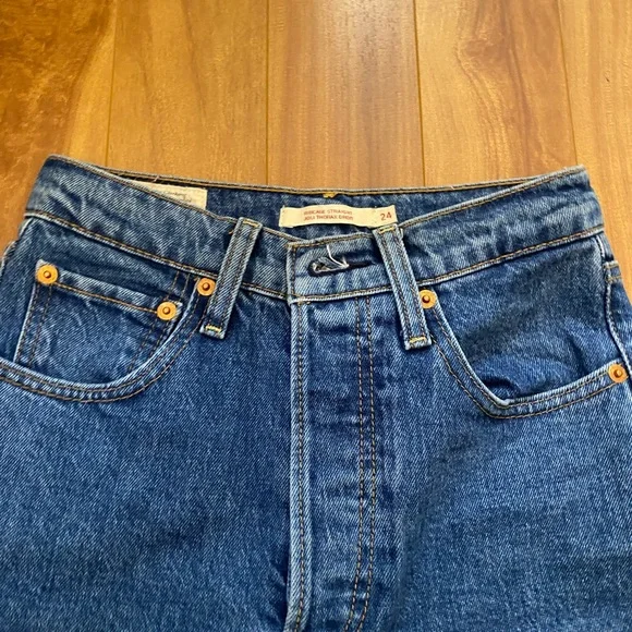 LEVI's Ribcage Straight Jeans - Picture 4 of 5